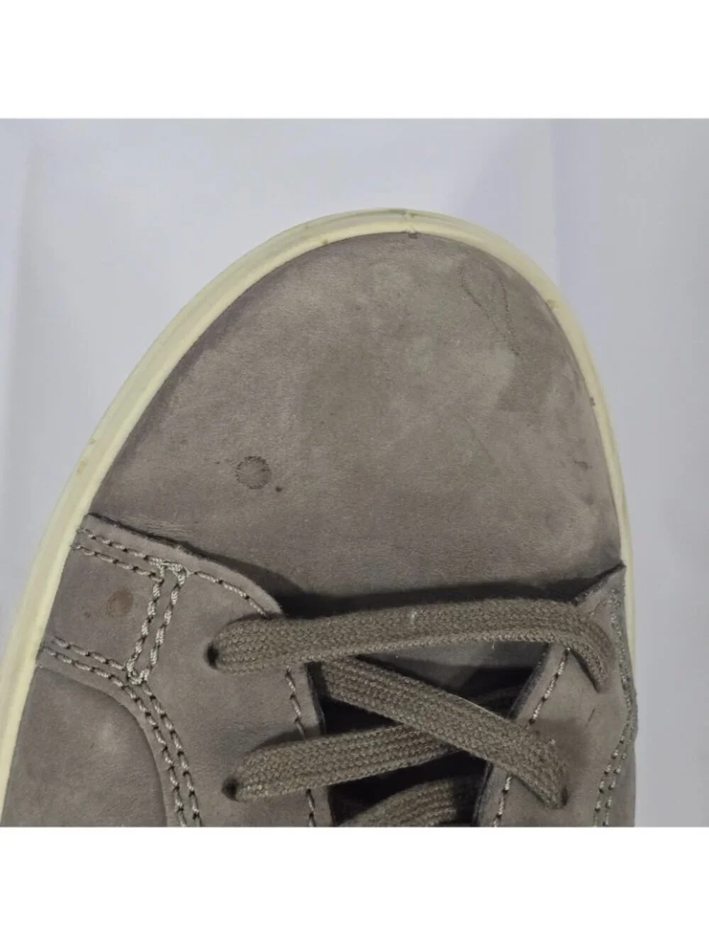Ecco Sneaker Shoes Women Size 10 US Gray Lace Up Leather Nubuck Casual Outdoor